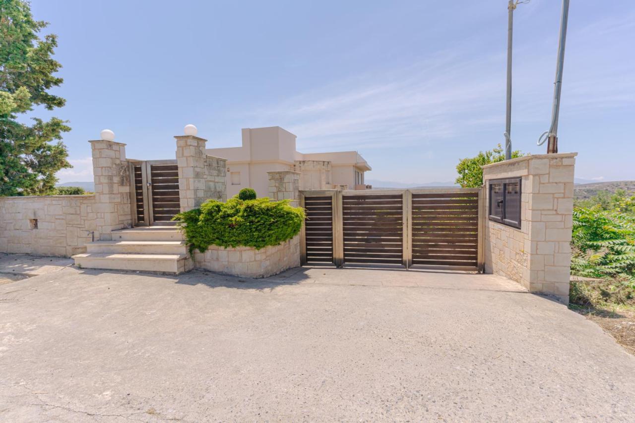 Blue Sky Villa In Crete Epano Vathia Экстерьер фото
